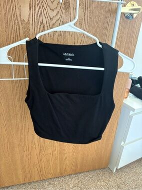 wild fable Black Square-Neck Crop Tank Top